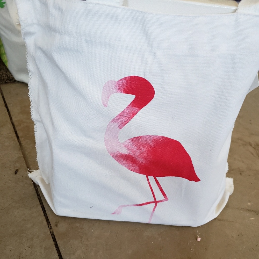 Totes all different kinds sizes reusable all of th